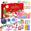 Miniatyrbild 3 av 5: Ny adventskalender 2021 Julleksak för barn Nedräkningskalender 24 dagars julleksaker Jul Push Bubbles Toy Pack Present Noel Beige
