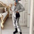 Pikkukuva 1 / 4: Naisten casual urheilullinen leikattu huppari + joustava vyötäröhoususarja set Light Grey S