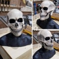 Pikkukuva 1 / 5: 1kpl Uusi kokopään kallon naamio, suu CAN siirtää Halloween kauhu aikuisten pääkallon naamio Haunted House Props liikkuva leuan lateksinaamio Light color