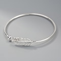 Miniatyrbild 2 av 3: Armband i Sterling Silver Pläterad Äkta Vit Fjäder för Kvinnor, Öppen Justerbar, 60MM