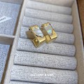 Miniatyrbilde 3 av 5: Ørepynt, ørepynt for kvinner, firkantede skjell-øreringer