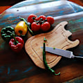 Miniatyrbild 3 av 3: Bambusklippbräda - gitarr