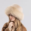 Miniatyrbilde 1 av 4: Pels kvinnehatt for vinter, imitert pels vinterhatt, mote tykk tykk fiskerhatt Khaki