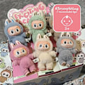 Miniatyrbilde 7 av 7: Plush Monster Nøkkelring, Figurer Tegneserie Labubu Plush Leke Nøkkelring, Vinyl Plush Hvit Hengekort, Blind Box Figur, Labubu Plush Leke brown