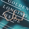 Miniatyrbillede 4 af 5: Firkantede øreringe Store hule geometriske firkantede ørestikker Åbne firkantede øreringe Guld geometriske øreringe Smykker til kvinder og piger (Guld)