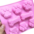 Miniatyrbillede 2 af 4: 3 stk. hundepoter og knogle silikoneforme, 3D hvalpehundepoter kageforme, hundeknogle chokoladeform, pote isterningforme, non-stick fødevarekvalitetsforme