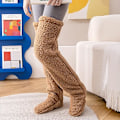 Miniatyrbilde 5 av 5: Overknees Fuzzy Sokker Vinter Plysj Lange Beinskjolders Myke Toesko Strømper Kvinner Jenter Jul Hjem Sovesokker, Brun