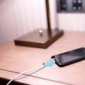 Pikkukuva 3 / 6: 25 kpl puhelinlaturin kaapelin suojuksia, söpöjä eläimiä hai sika koira jne., USB-laturin kaapelin pelastaja eläinten kaapelin purija, puhelintarvikkeet