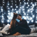 Pikkukuva 3 / 5: 3x3m valoverho, 300 LED sisävaloverho, ulkovaloverho 8 tilalla ja EU-pistokkeella, IP44 vedenpitävä, LED-valoverho ystävänpäivään, juhliin (kylmä valkoinen tai lämmin valkoinen)