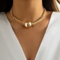 Miniatyrbild 1 av 3: Tjockt guld halsband Bohemian stil halsband Kvinnors tjocka guld choker halsband Personligt halsband Flickas födelsedag Julgåva