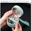 Miniatyrbillede 5 af 5: Rejse Smykkeæske Bærbar Rund Læder Mini Smykke Organizer Rejse Organizer med Lynlås Øreringe Halskæde Armbånd Display Case