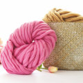 Miniatyrbild 4 av 5: Stickad filt ull stickningstråd tjock garnboll grov ull arm stickad