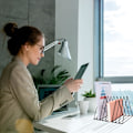 Miniatyrbild 3 av 5: Bokstöd, Metalltidningsställ, Triangulärt Skrivbordstidningsställ 9 Fack Bokstöd Tidningsställ Organisation Hållare för Skrivbord, Dokument, CD-skivor, Tidskrifter