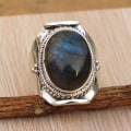Miniatyrbillede 2 af 5: Fingerur, Ringur til kvinder og mænd Flip-Open Round Quartz Ring Ure