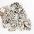 Miniatyrbillede 2 af 5: Grå og sort stribet termisk tørklæde, faux cashmere tørklæde