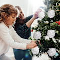 Miniatyrbilde 2 av 5: Pinecone Julekuler (4-pakning) - Store Hvite Glitrende Pinecone Julekuler med Snøre - Hvit Hengende Julepynt til Tre, Kranser,