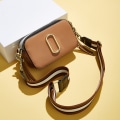 Miniatyrbilde 1 av 2: Snapshot Crossbody-veske for kvinner (brun)