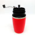 Miniatyrbilde 1 av 5: 3-i-1 Manuell Kaffeekvern med Innebygd Håndbrygger og Rustfritt Stål Kanne | Keramisk Kvern | Justerbar Malt | Rustfritt Stål Filter