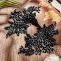 Miniatyrbillede 3 af 4: 2 stk. Perleblomst Broderi Blonder Patches Blomster Sort Blomster Broderet Sy på Applikationer Blonder Stof Trim til Hovedbeklædning Tøj Brude Tilbehør