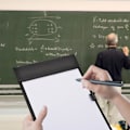 Miniatyrbillede 5 af 6: A4 PU Læder Klipsbord, A4 Læder Dokument Holder Menu Tegnebræt med Magnetisk Klips og Penholder til Konferencemappe Kontor Klasseværelse Resta