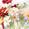 Miniatyrbilde 5 av 5: Håndlaget kunstig blomsterbukett, 6 hoder krysantemum for innendørs og utendørs, hjem, hage, kontor, bord, veranda, fest, bryllup (blå)