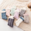 Miniatyrbillede 2 af 3: 6 stk. Kvinders Fluffy Fuzzy Sokker Slippere Bløde Hytte Fleece Cosy Strømpe Stuf