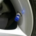 Miniatyrbilde 4 av 5: 10 stk sølvfargede støvhetter for bil, rundt aluminiumsfelg, dekkventilhetter, blå