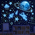 Miniatyrbilde 3 av 4: Glow-in-the-dark planeter, Glow-in-the-dark stjerner, solcelle tak astronaut, selvlysende fluorescerende galakse veggklistremerker dekorasjon for baby barn jenter gutter