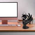 Miniatyrbillede 4 af 4: Håndsmykkeholder, sort OK-formet håndringholder, smykkeholder til kvinder til visning af halskæder, armbånd, ringe