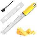 Miniatyrbillede 1 af 5: Citronzester og rivejern Parmesanost Citron, Hvidløg, Muskatnød, Chokolade, Frugter, Grøntsager, Ingefær Ostrivejern, Rustfrit stål Gul 12,7 tommer