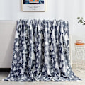 Miniatyrbillede 1 af 2: Elegant Comfort Luksuriøs Super Blød Juletrykte Fleece Tæppe - Juletema Hjemmeindretning Fuzzy Varmt og Hyggeligt Tæpper til Vinter Sengetøj, Sofa og G