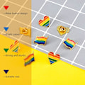 Miniatyrbillede 4 af 5: 30 stk. Pride Rainbow Enamel Lapel Pin Sæt - 15 stk. Rainbow Pride Flag L