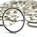 Pikkukuva 3 / 5: 100 kappaleen avainrengassarja 10 mm:n miniavattuna rengas, jossa on kaksoisjako