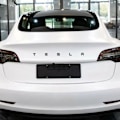 Miniatyrbilde 4 av 5: 3D Matt Svart Tesla Bokstaver Bagasjeromsmerke