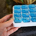 Miniatyrbild 4 av 5: Verktygssats För Hemmet Box 31 Dagars Tablettdispenser Organizer Veckovis Förvaringsfodral Extra Stor Månadsorganisatör (C)