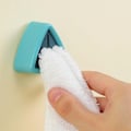 Miniatyrbild 3 av 5: Självhäftande handdukshängare för kök, handdukshållare, självhäftande handdukshållare, handdukskrokar, handdukstorkklämma i ABS, ingen borrning, 6 st (C)