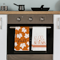 Miniatyrbilde 4 av 5: Vintage-inspirerte 2-delers sett med høst-håndklær, Hello Autumn & lønnebladtrykk, supermyk polyesterstrikket stoff, maskinvaskbar, rustikk gårdshus kjøkken