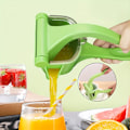 Miniatyrbillede 4 af 5: 1 stk. Håndholdt Manuel Citruspresser - Multifunktionel Citron & Appelsinpresser, Holdbar Plastik, Essentiel Køkkenredskab
