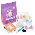 Miniatyrbillede 1 af 5: Woobles hæklesæt til begyndere i simpelt ærtegarn, som set på Shark Tank Rabbit