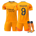 Miniatyrbillede 1 af 2: 2024-2025 Real Madrid Børneudebanesæt nr. 9 MBAPPE Orange 20
