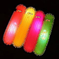 Miniatyrbilde 3 av 5: 1 stk Light-up Caterpillar Stress Relief Leketøy Stretchy Fidget Nudler String Fargerike sensoriske leker Luminous Worm Fuzzy Up Baller