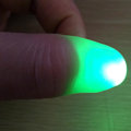 Pikkukuva 2 / 3: Led Finger Light Sormukset Glow Magic Finger Flashing Close Up Finger Trick -ge D