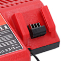 Miniatyrbilde 5 av 5: Litiumbatterilader Lader Vedlikeholdslader 100‑240V Inngangsspenning for Milwaukee M14 M18EU Plugg