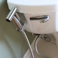 Pikkukuva 2 / 5: Suihkupidike WC-ripustuskannattimella bidee-suihkulle
