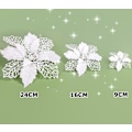 Miniatyrbild 2 av 6: Juldekorationer, presenter, julblommor, julgransdekorationer