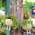Miniatyrbillede 3 af 5: Swing Face Plantekrukker, Søde Væghængende Harpiks Blomsterhoved Plantekasser til indendørs og udendørs, Succule（Som vist）