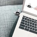 Miniatyrbillede 4 af 6: Multi-port 4 i 1 Universal Sd Tf-kortlæser, USB C Sd Tf-hukommelseskortlæser, Usb C Hub Multiport-adapter (sort)
