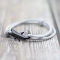 Miniatyrbilde 5 av 5: Noter Ny Hai Armbånd Unisex Dobbelt Lag Justerbar 3mm Taukjede Armbånd Strand Smykker Tilbehør Surfer Armbånd Pulsera（Gul）