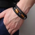 Miniatyrbillede 2 af 6: Læderarmbånd til mænd Naturlig Tigerøje Ædelsten Krystalsten Smykker Håndlavet Mod og Stressaflastning Beskyttelsesarmbånd（7,5 tommer）