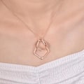 Miniatyrbild 3 av 5: Ringhållare Halsband Berlock Smycken För Kvinnor Fru Flickvän- X（3）